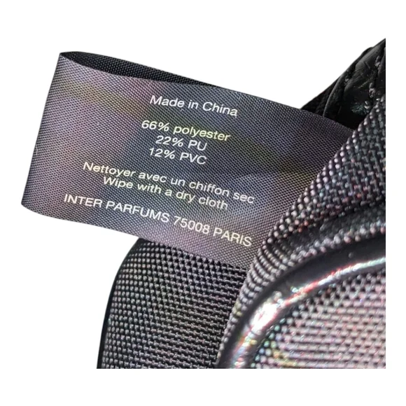 Burberry Fragrances Black Cosmetic Dopp Kit Vegan Leather Zip Top, NWT GWP Item - Picture 9 of 10